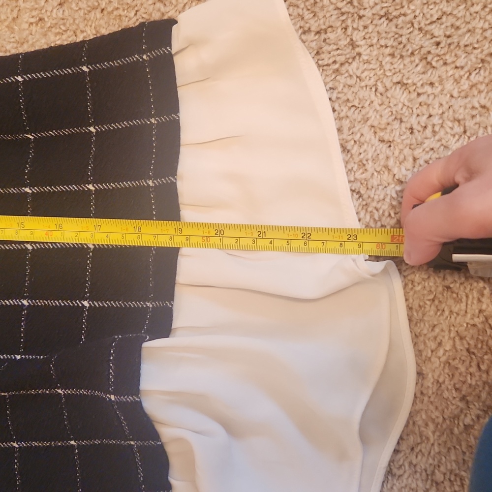 LOFT Sweater - Picture 6 of 6